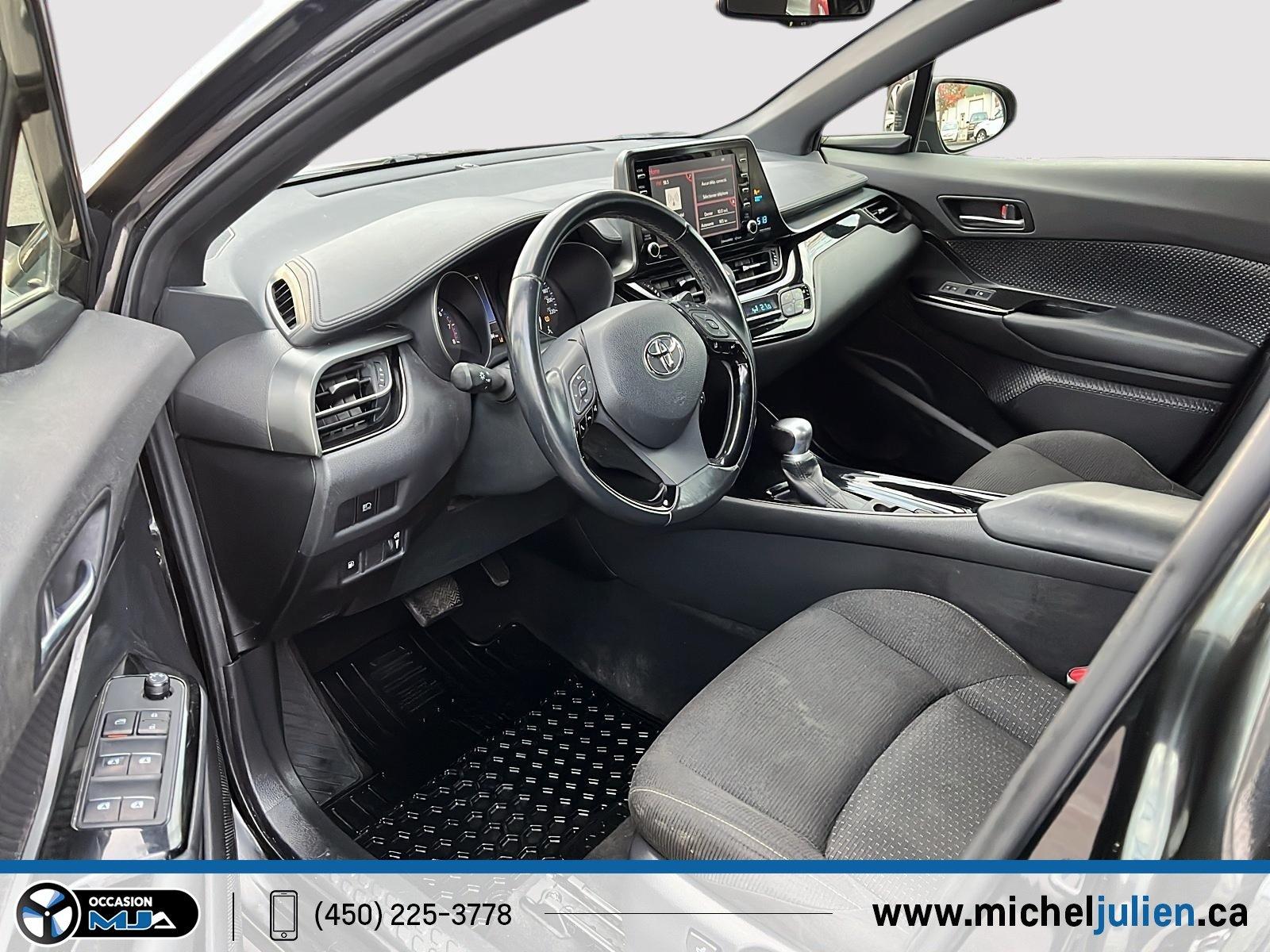 Toyota C-HR 2019 - Image 12