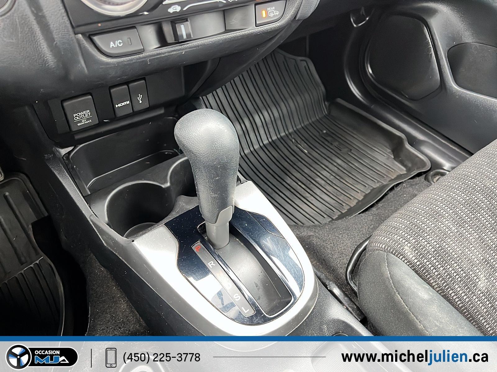 Honda Fit 2016 - Image 19